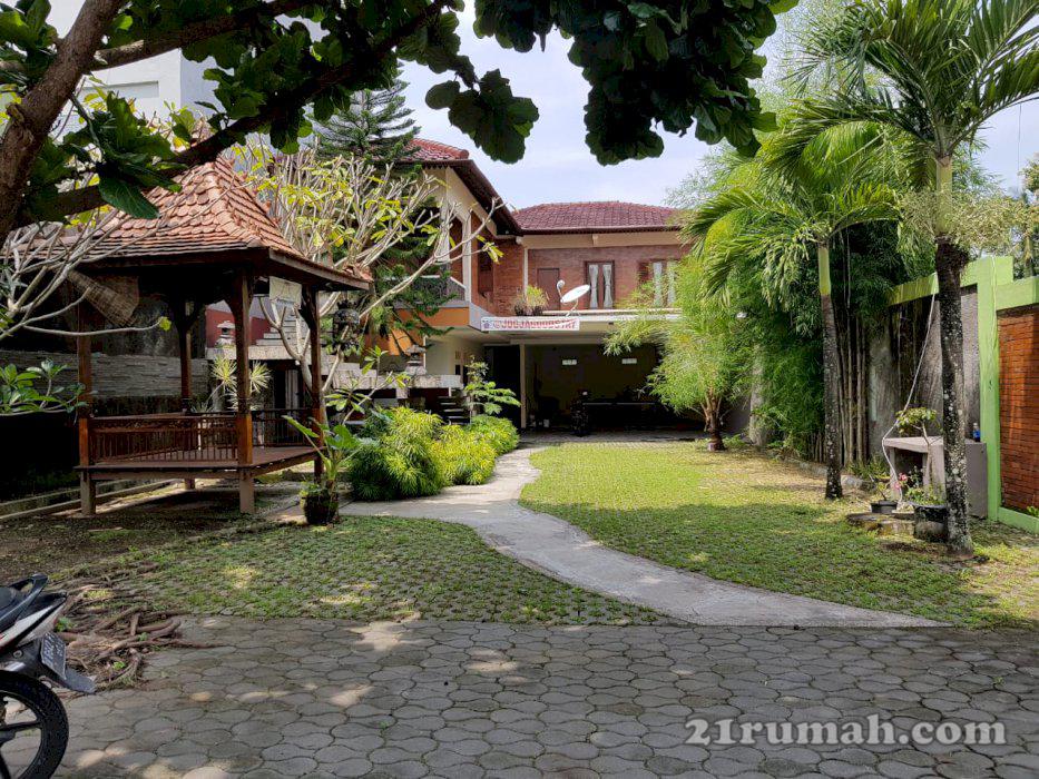 Dijual Rumah Mewah Etnik Siap Huni