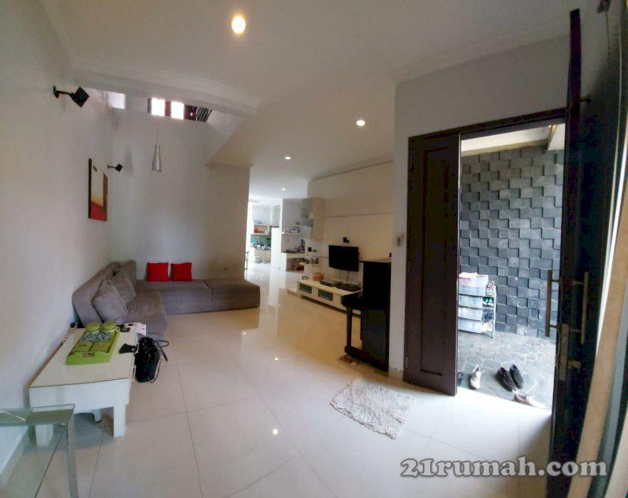 Rumah Keren 2 Lantai Di Golf Estate Bogor Raya Lakeside Sukaraja Bogor