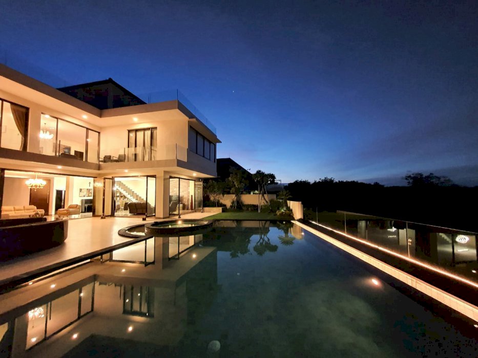 Luxury villa alvaro nusa dua