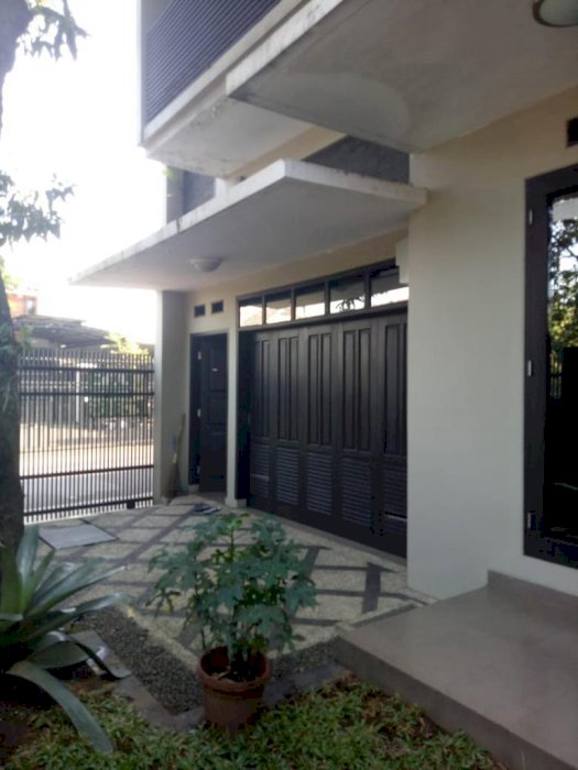 Jual BU Rumah Kos Kosan di Ps. Anyar Kota TNG