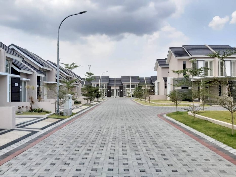 RUMAH MENGANTI 0 JALAN DP 0 SIAP HUNI DKT LAKARSANTRI, DRIYOREJO