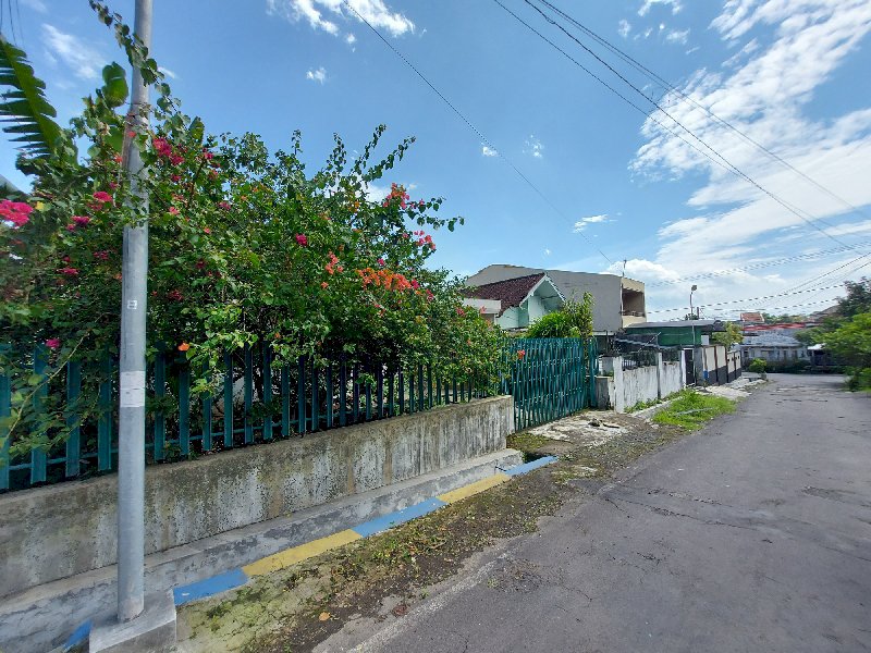 Rumah di Sanan wilayah Tempe, Dijual itung tanah