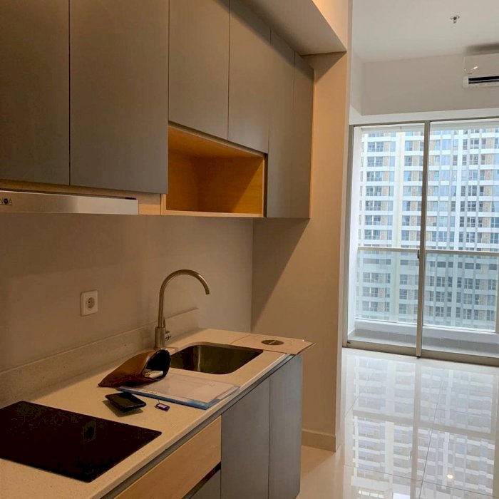 Disewakan tahunan tipe Studio Apartemen "Taman Anggrek Residence"