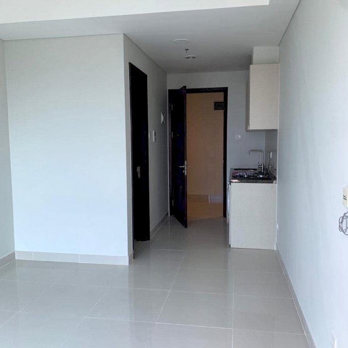 Disewakan tahunan tipe Studio Apartemen "Puri Mansion"