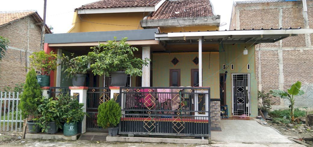 Dijual rumah pribadi bangunan kokoh
