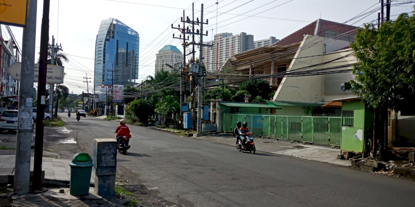 Tempat Usaha Darmo Permai Selatan, Surabaya Barat