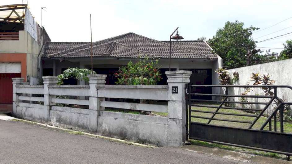 Dijual Rumah Guntur Sari Wetan Turangga Lengkong Buah Batu Bandung