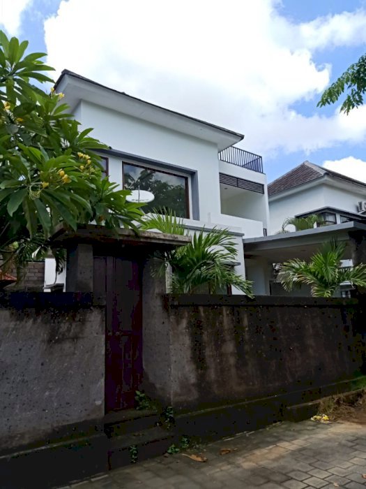 Rumah style villa,mumbul,nusa dua,bali