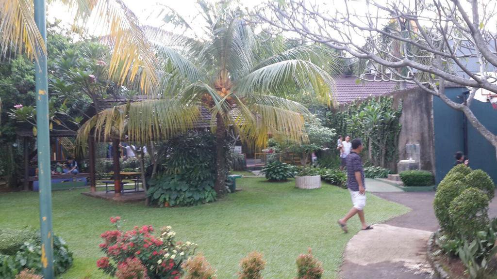 Tanah di kemang strategis cocok utk dibangun townhouse