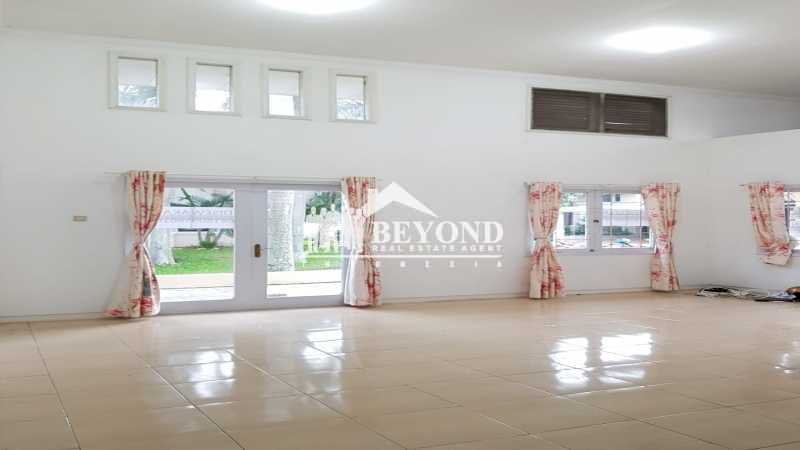 CANTIK BIKIN TERTARIK CEK YUK RUMAH DI KOTA BARU PARAHYANGAN, BANDUNG