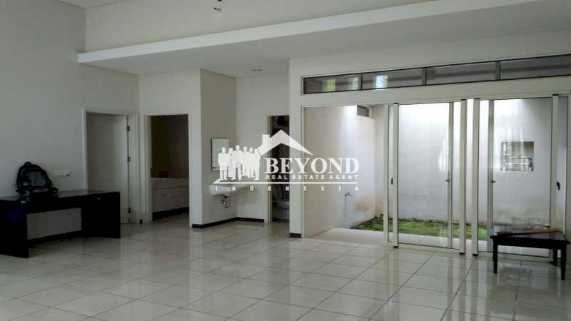 RUMAH PRIMADONA DI BANDUNG, YUK CEK DI KOTA BARU PARAHYANGAN