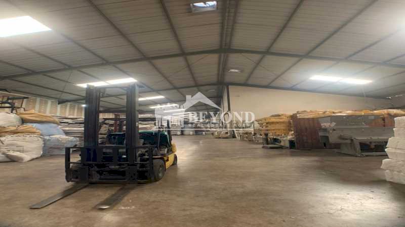 AKSES CONTAINER 40FT, GUDANG TERLUASSS DI INDUSTRI HOLIS-BANDUNG