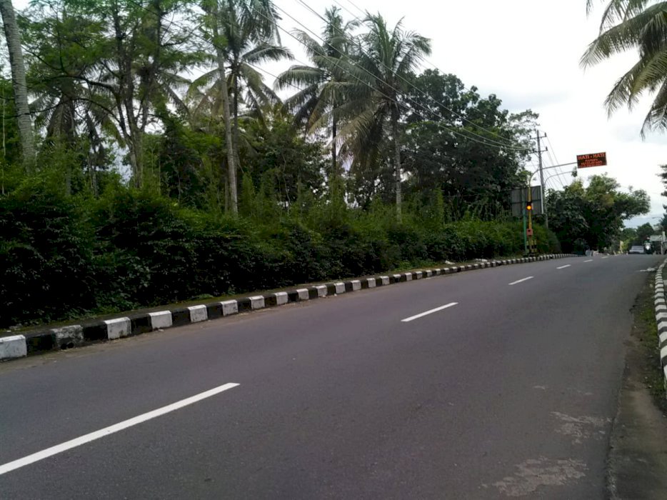 Tanah pinggir jalan kota magelang