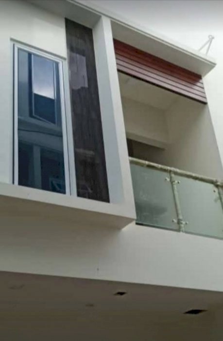 Rumah murah cempaka putih timur 2lt(shm) bebas banjir, strategis