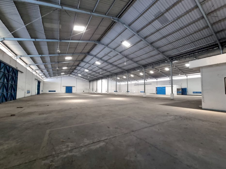 Pabrik Siap Pakai Lokasi Strategis Dekat Rungkut SIER dan Bandara