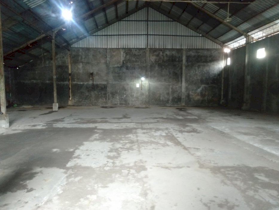 GUDANG dijual murah lokasi tambak sawah