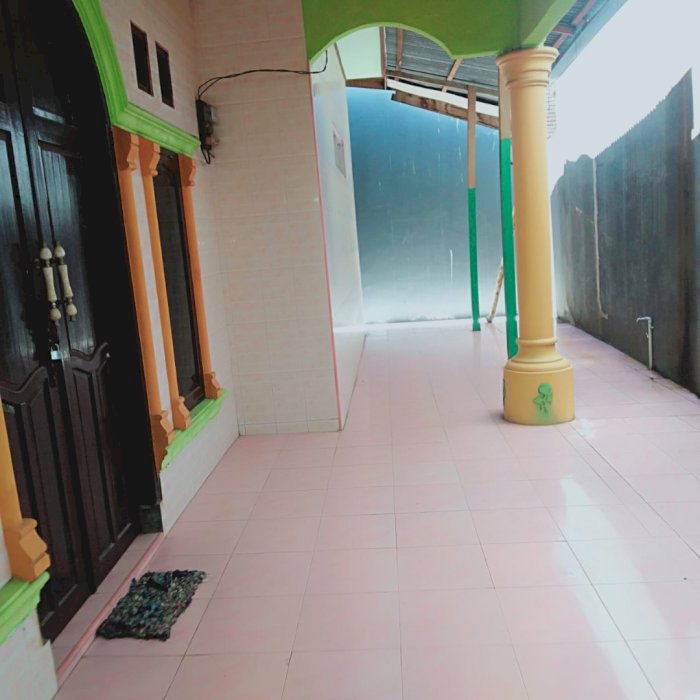(DIJUAL) RUMAH DI JL BORONG RAYA