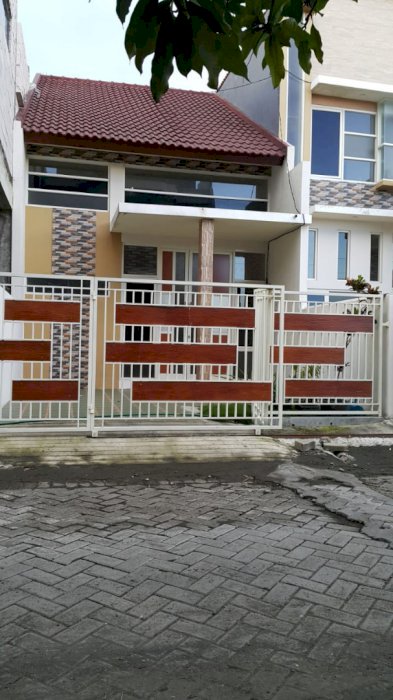 Rumah Siap Huni di Gunung Anyar dekat UPN Dekat Merr dekat Oerr