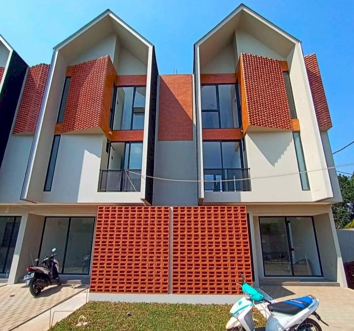 Cluster Mewah 3 Lantai harga Murah di Bintaro