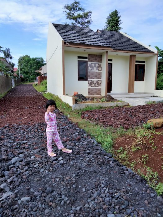 Rumah baru siap huni di cluster lok strategis aman nyaman