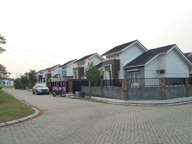 rumah keren dlm cluster yg aman one gate sistem tetangga ramah lengkap