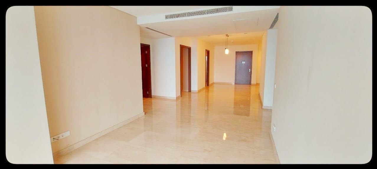 HARGA TERMURAH DI PAKUBUWONO HOUSE 2BR + 1 STUDY - 175m2 - HANYA 5.2 M