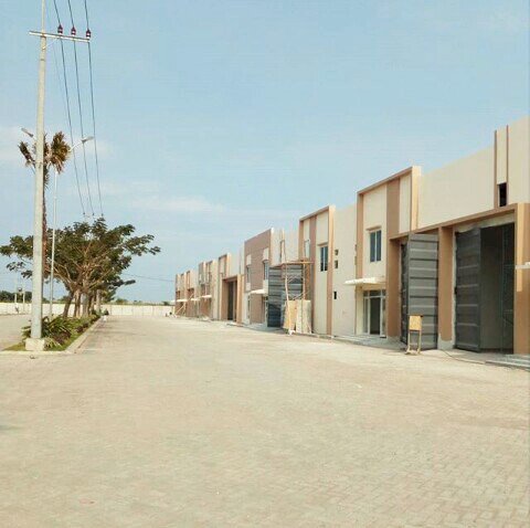 Gudang Siap Pakai dekat dengan akses kemana saja