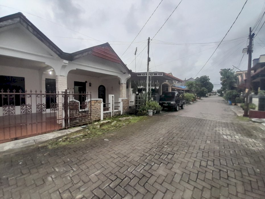 Rumah siap huni dalam komplek JIP 1 Jln Karya Wisata Medan Johor