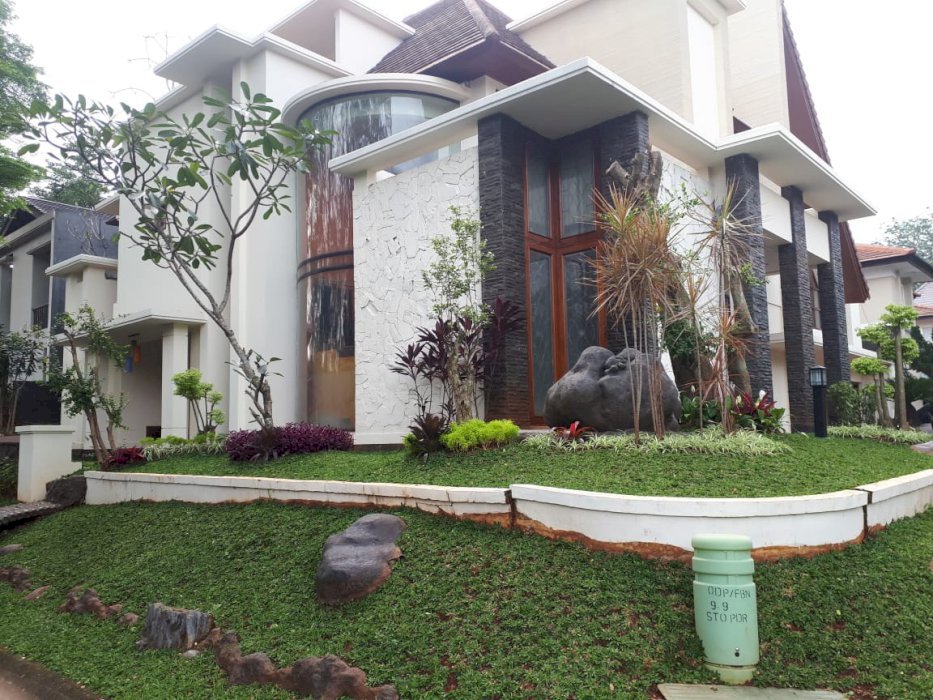 RUMAH DIJUAL SENAYAN BINTARO