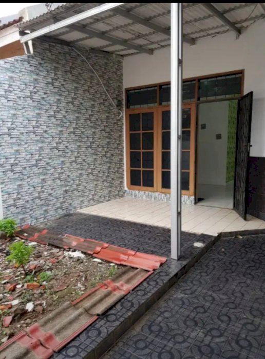Rumah cantik siap huni sudah renovasi
