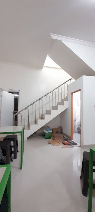 Ruko Rukan 2 Lt 90/60 depan perumahan komersil sudah ramai penghuni