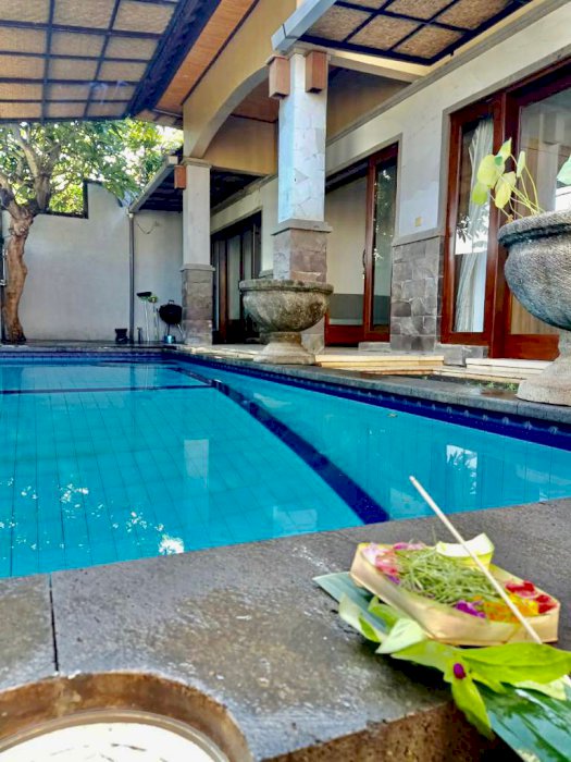 SEWA VILLA MINIMALIS MURAH DI SANUR DENPASAR BALI