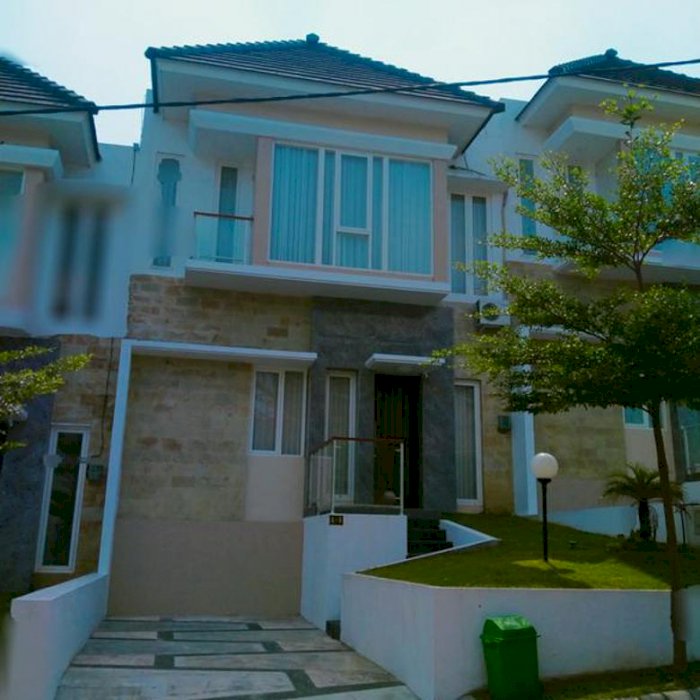 The Kalindra Town House