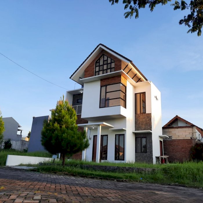 Rumah dekat batu malang