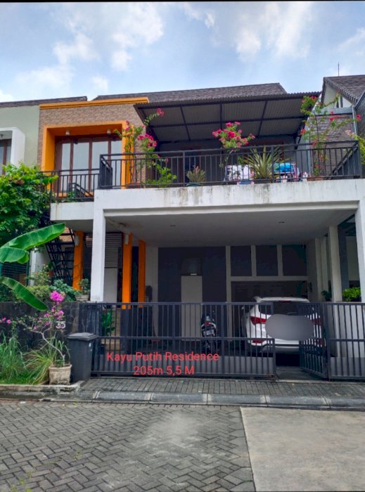 Rumah di Kayu Putih Residence