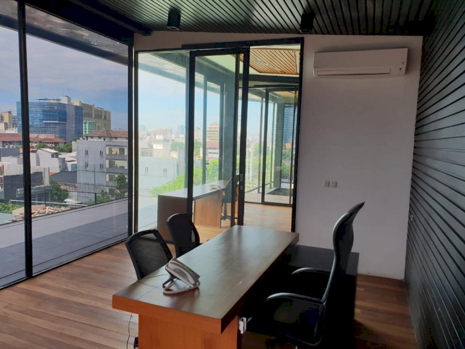 Gedung Bagus 7 Lantai Minimalis Lokasi Strategis Kebon Sirih Jakarta Pusat