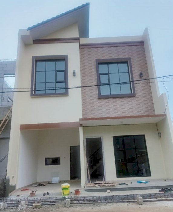 Di Jual Rumah Baru Gaya Minimalis Modern di Ciputat