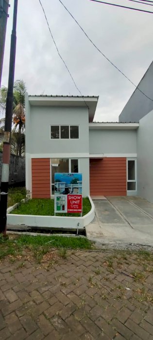 Dijual Rumah Desain Mewah lokasi strategis