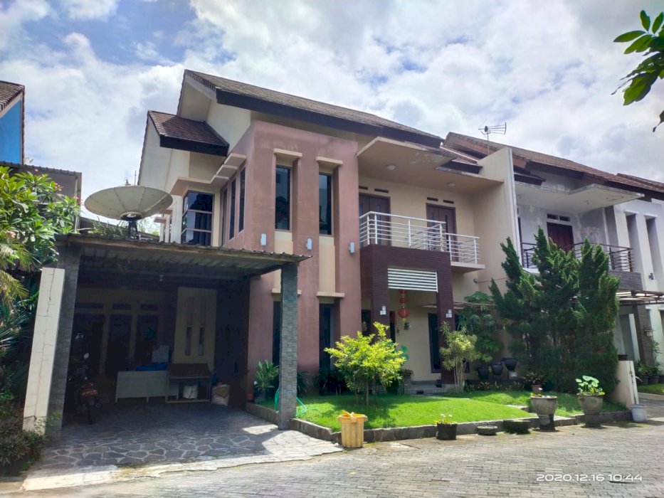 Rumah Mewah harga Murah di Kota Solo