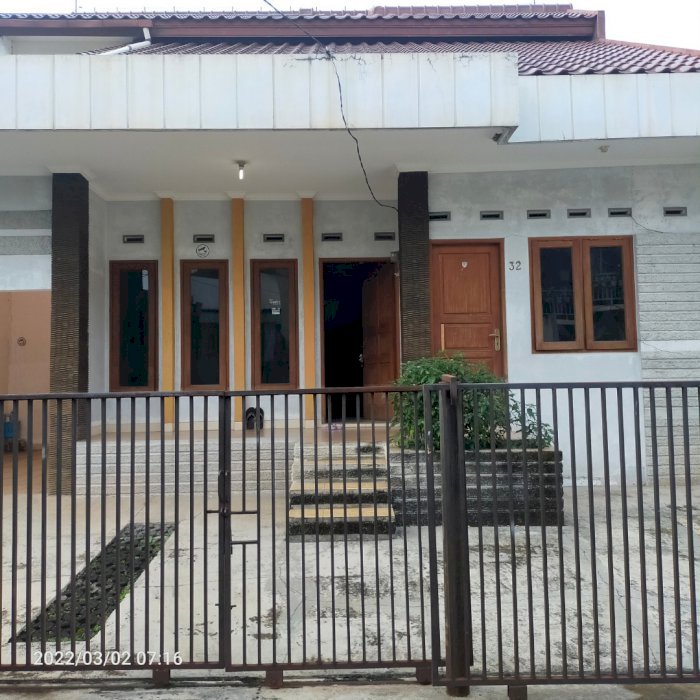 Rumah bagus buat kost kostan lokasi aman stragis dekat ke perkantoran