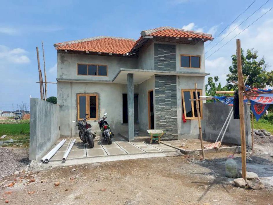 Rumah bagus dijual solo baru baki dr oen al azhar indriati 450jt
