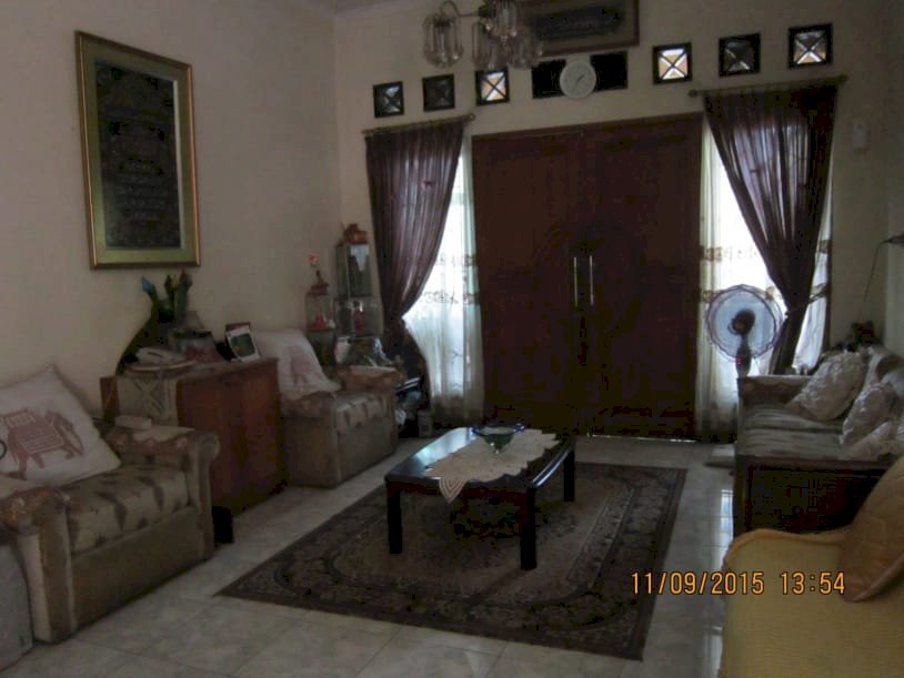 Jual Rumah 2 Lantai Siap Huni bisa untuk usaha  Di Palem Raya, Petukangan Utara