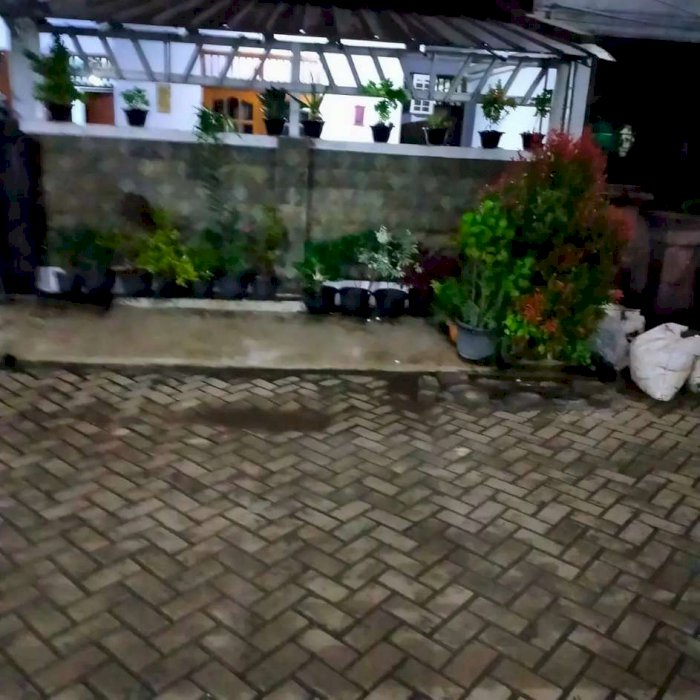 Dijual cepat rumah minimalis di Dasana indah