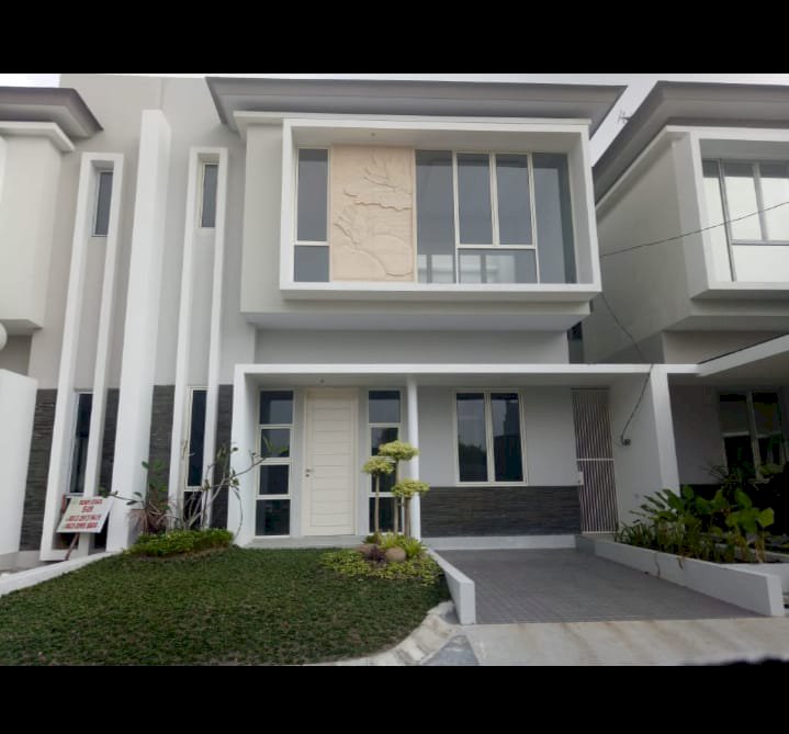 RUMAH MEWAH CLUSTER SEKURITY 24 DI JUAL DI JL JEND SUDIRMAN PEKANBARU