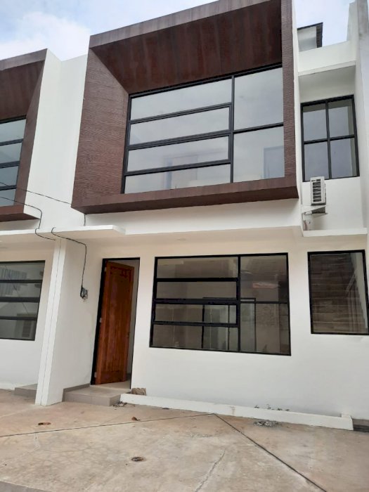 Dijual Rumah 2 lantai cinere Depok