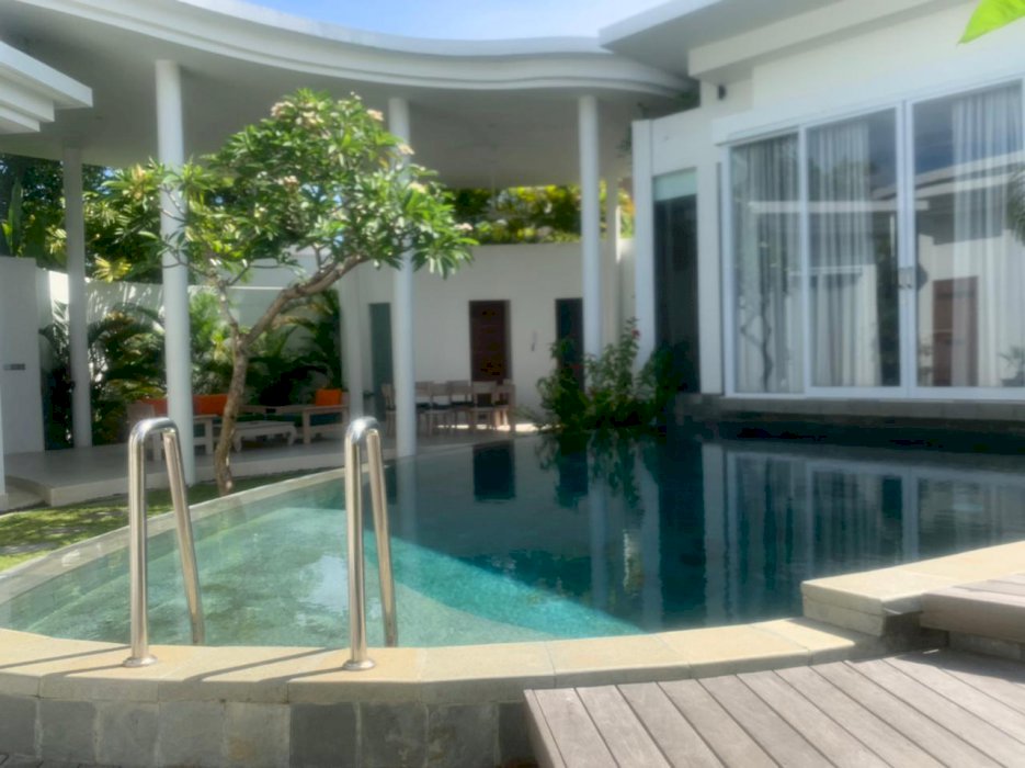 FOR RENT Luxury Villa 3BR at Seminyak