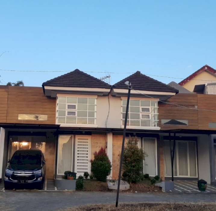 DIJUAL VILLA CANTIK HUNIAN IDAMAN DI KOTA WISATA BATU