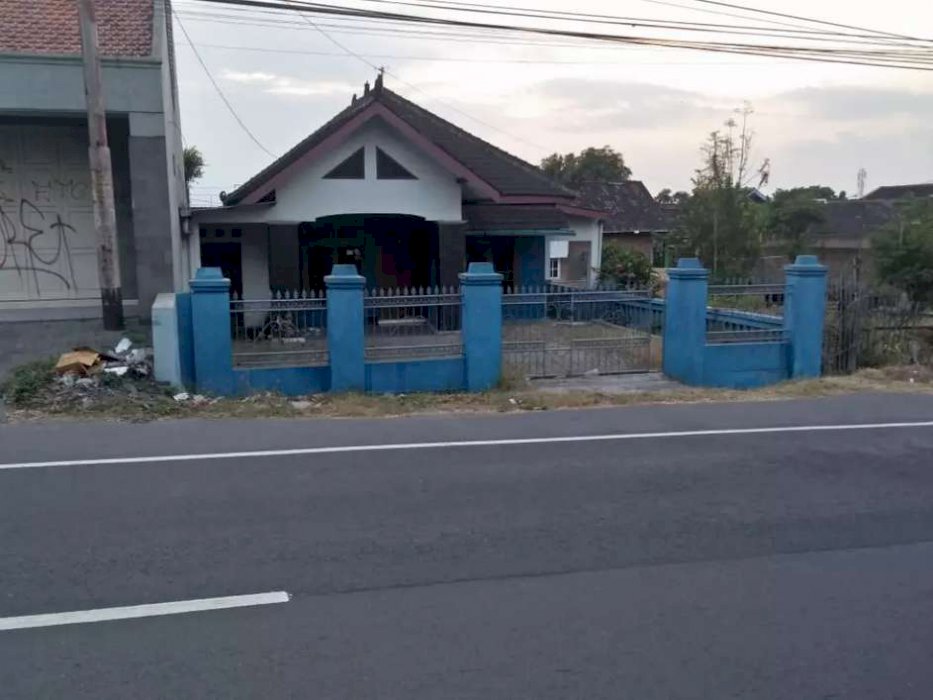Dijual cepat rumah pinggir jalan raya provinsi kartasura