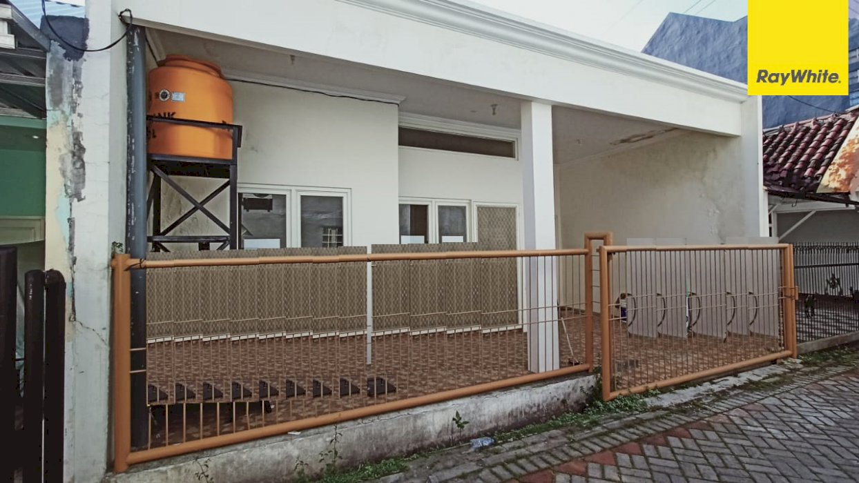 Dijual Cepat Rumah Dengan 3 KT 2 KM di Jl. Ploso Timur, Surabaya