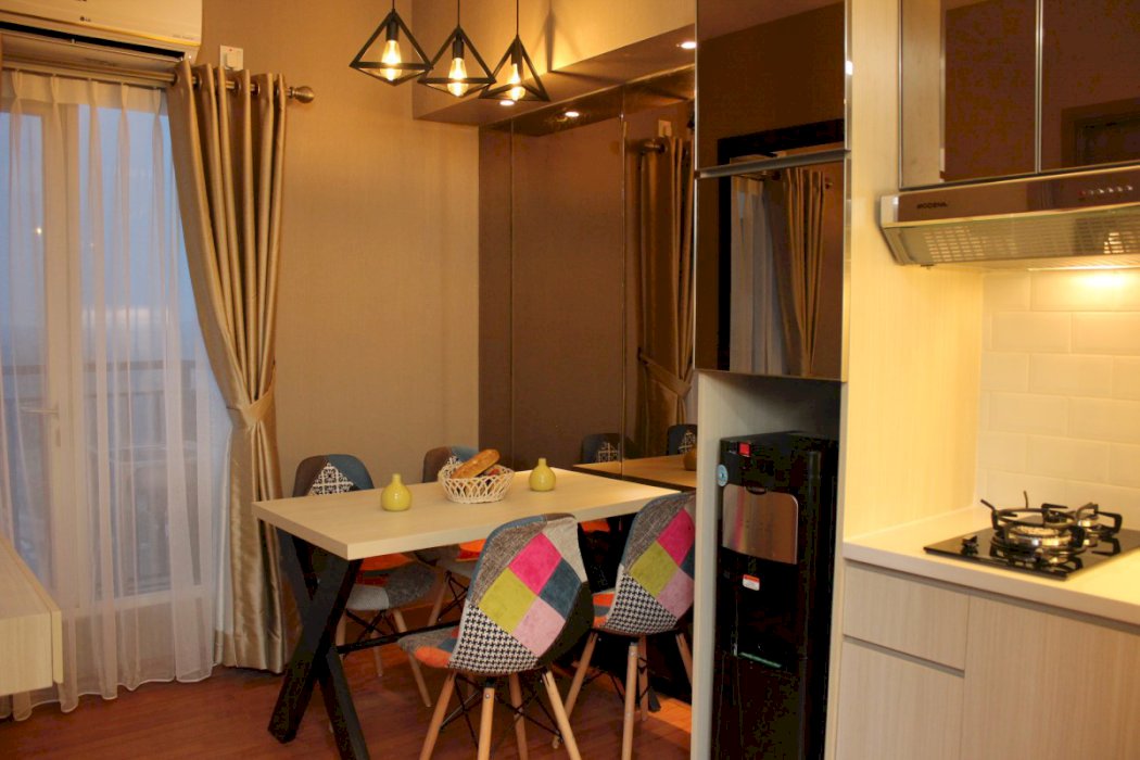 JUAL APARTEMEN PODOMORO GOLF VIEW FULL FURNISHED LANTAI 23 MASIH BARU